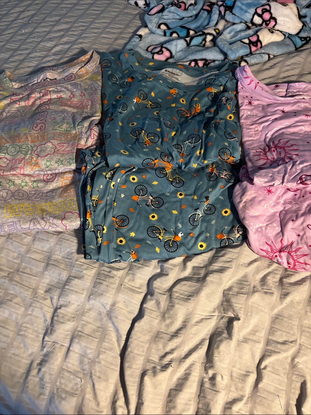 Unbranded Women’s Blue Bicycle & Sunflower Pajama Set